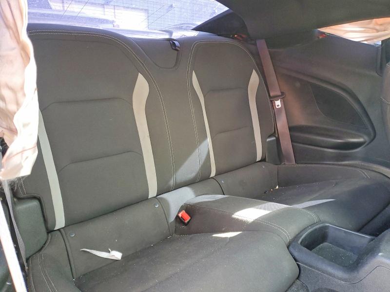 Photo 10 from auction – 2017 CHEVROLET CAMARO with VIN 1G1FB1RX1H0109467