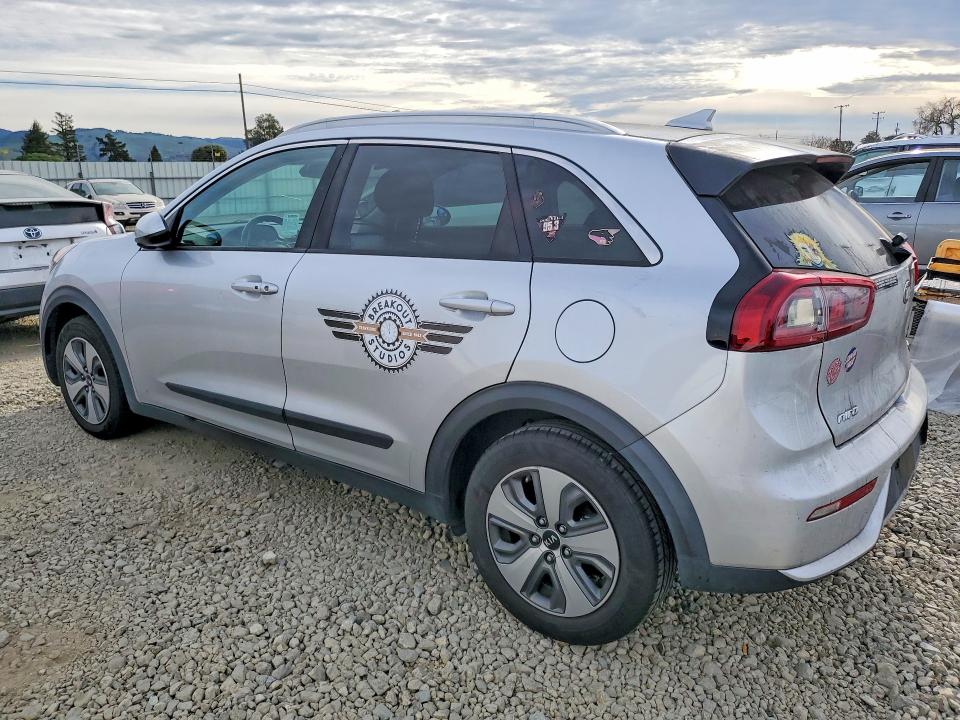 Photo 2 from auction – 2019 KIA NIRO FE with VIN KNDCB3LC4K5251592