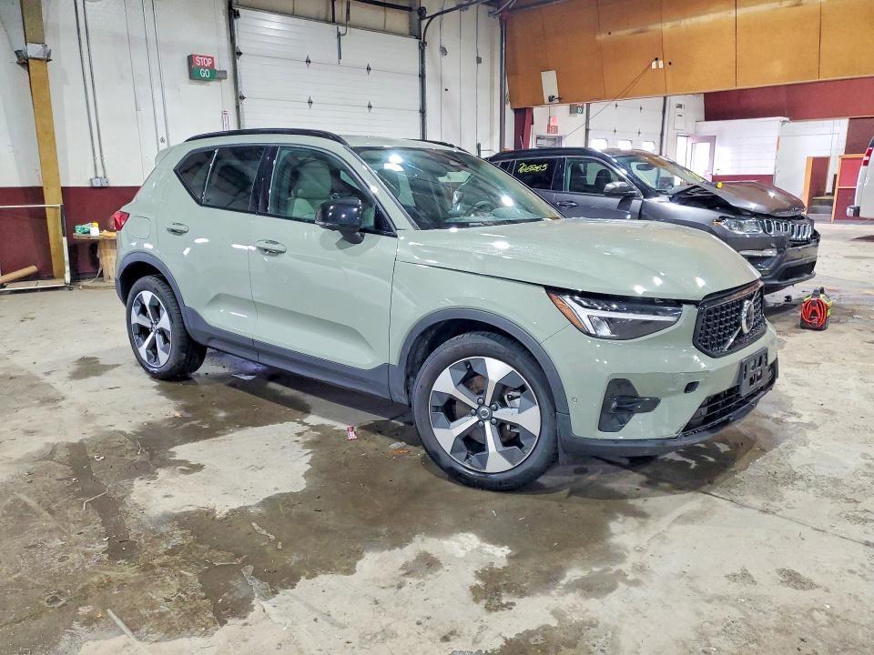Photo 4 from auction – 2025 VOLVO XC40 PLUS with VIN YV4L12UC4S2592811
