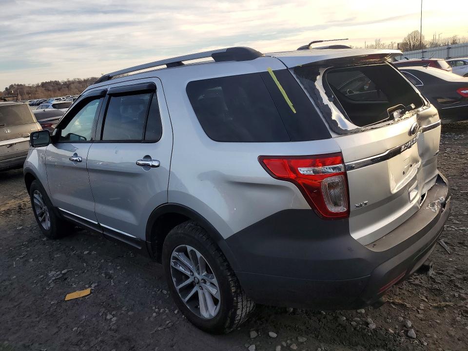 Photo 2 from auction – 2013 FORD EXPLORER X with VIN 1FM5K8D83DGC62604