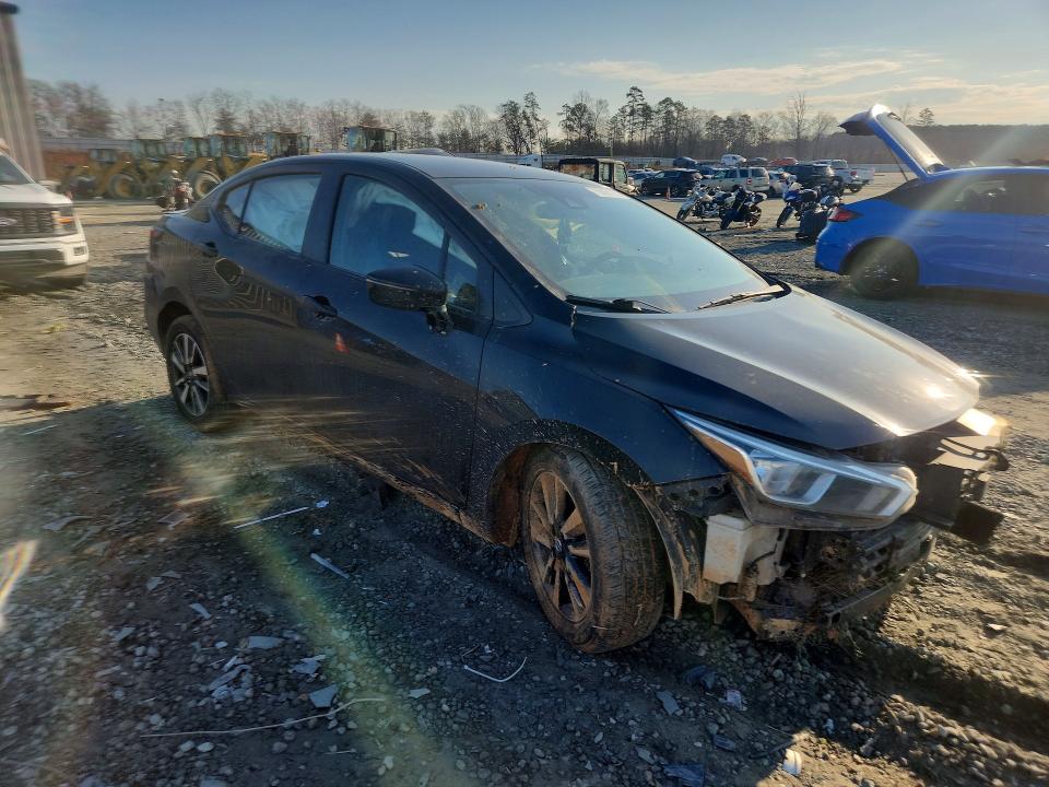 Photo 4 from auction – 2020 NISSAN VERSA with VIN 3N1CN8EV2LL875236