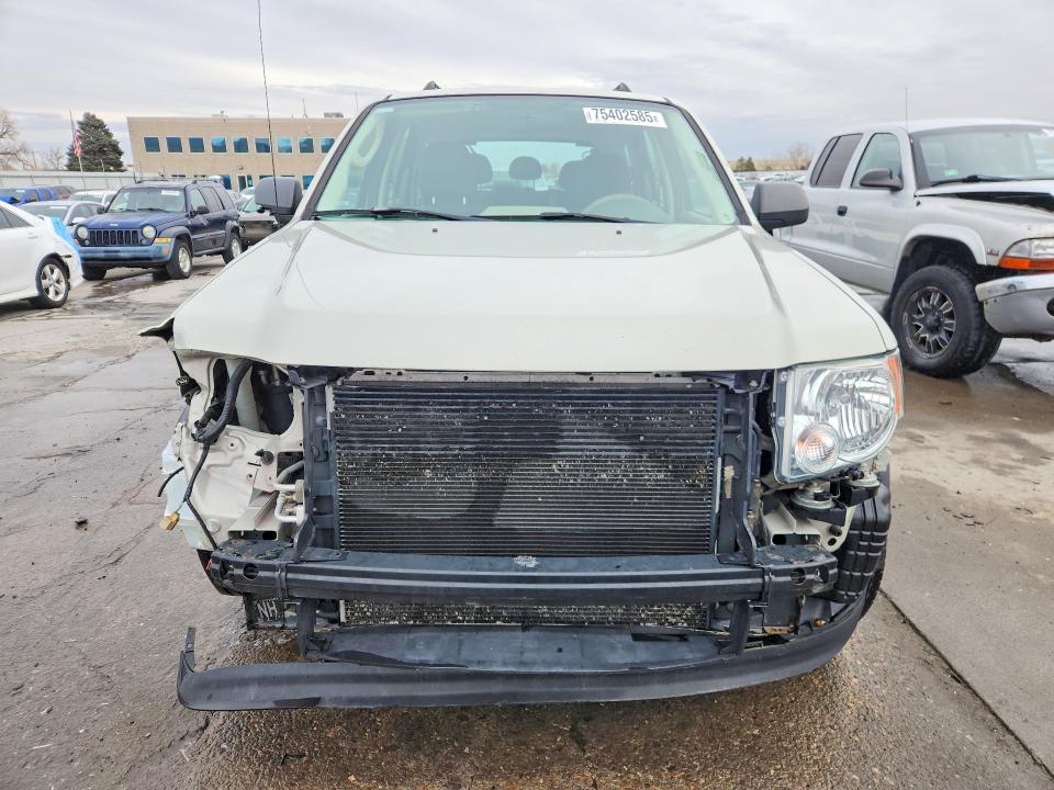 Foto 5 de la subasta – 2009 FORD ESCAPE con VIN 1FMCU02749KB29920