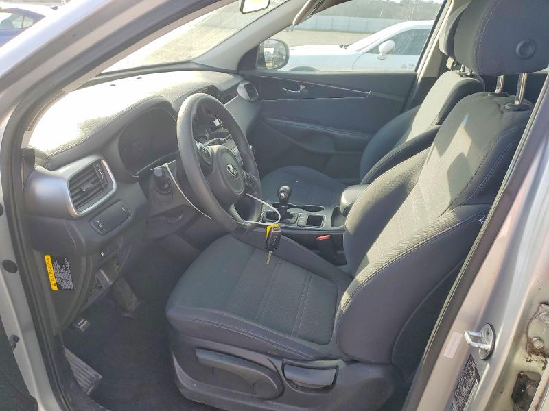 Photo 7 from auction – 2018 KIA SORENTO with VIN 5XYPG4A59JG366904