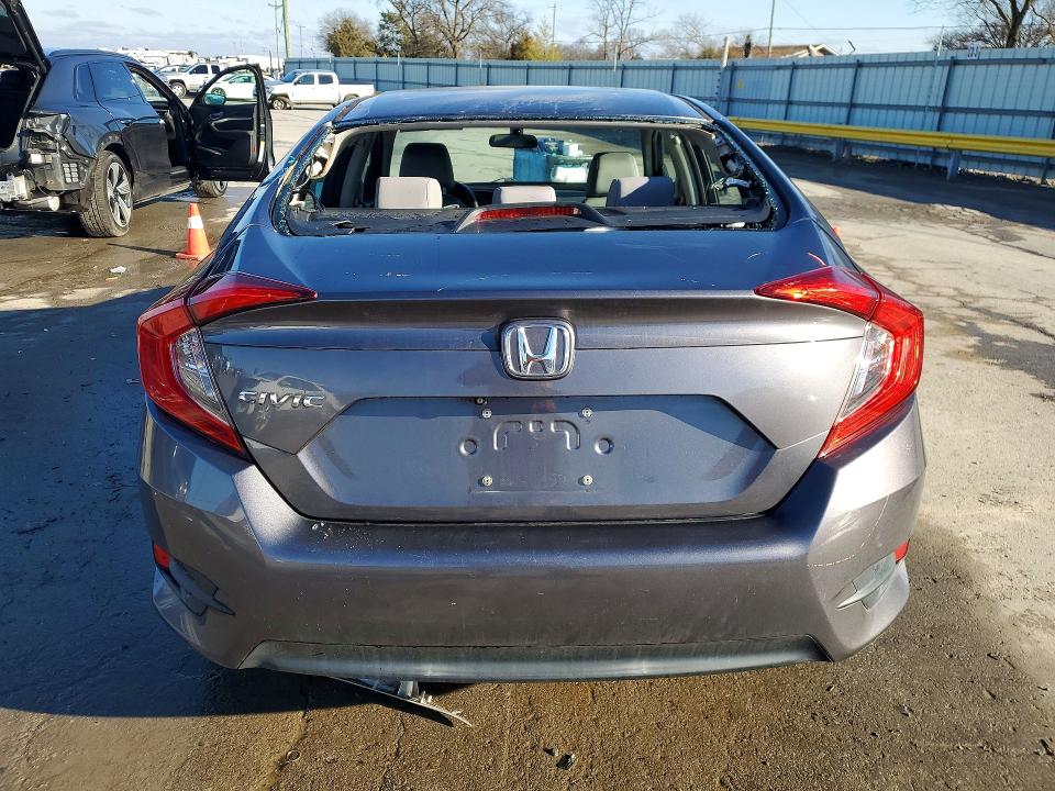 Photo 6 from auction – 2016 HONDA CIVIC EX with VIN 19XFC2F72GE207024