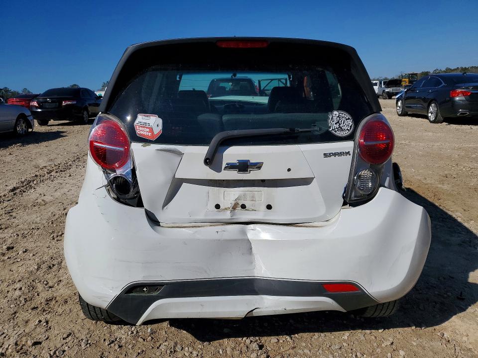Photo 6 from auction – 2013 CHEVROLET SPARK 1LT with VIN KL8CD6S99DC511199