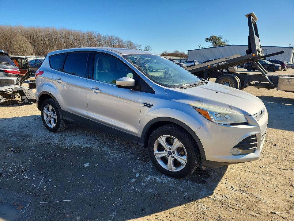 Photo 4 from auction – 2016 FORD ESCAPE with VIN 1FMCU0G92GUC64891