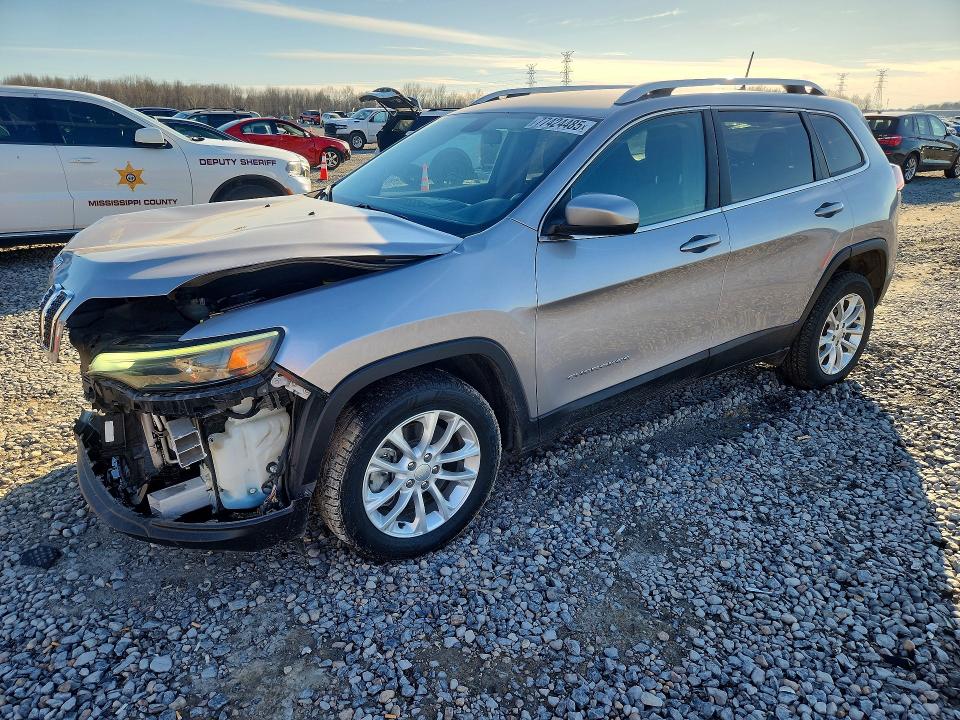 JEEP CHEROKEE 2019 with VIN 1C4PJLCX9KD439747 - Photo from auction