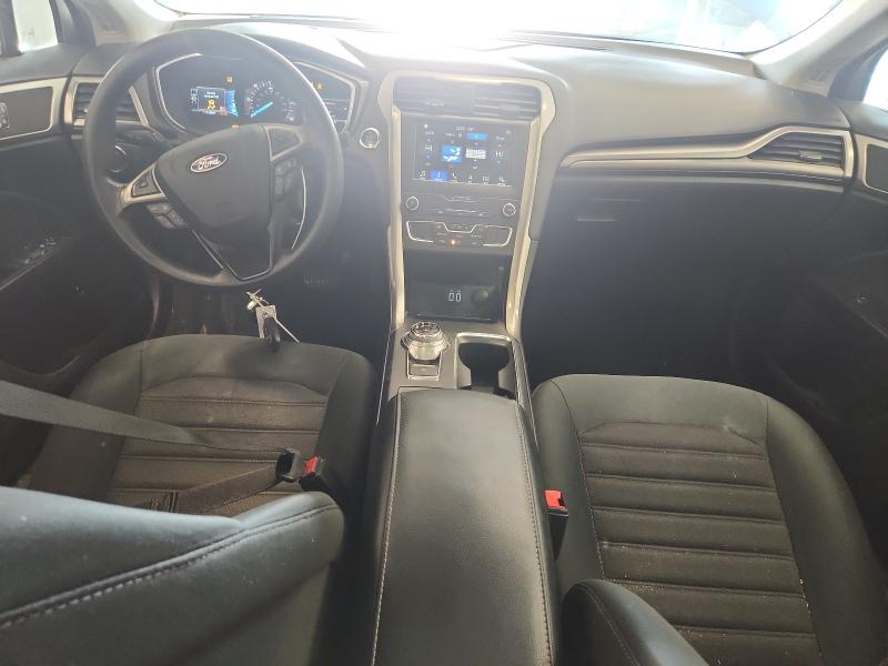 Photo 8 from auction – 2019 FORD FUSION with VIN 3FA6P0LU7KR235248