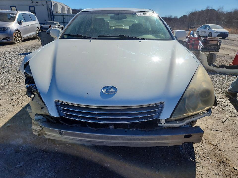 Photo 5 from auction – 2005 LEXUS ES with VIN JTHBA30G555068758