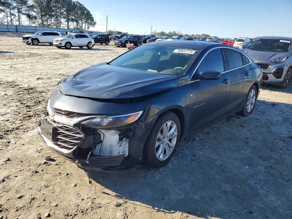 CHEVROLET MALIBU 2021 with VIN 1G1ZD5ST1MF011360 - Photo from auction