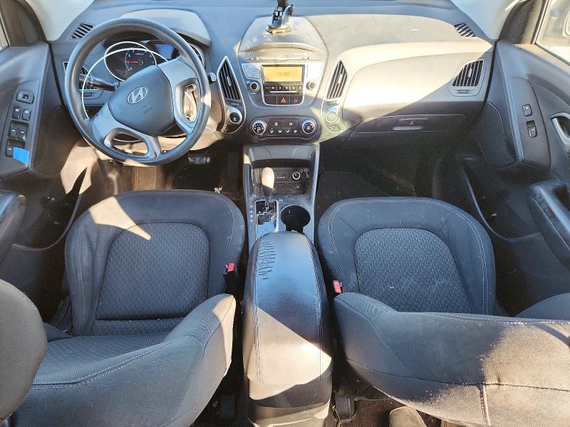 Photo 8 from auction – 2010 HYUNDAI TUCSON with VIN KM8JT3AC2AU076816