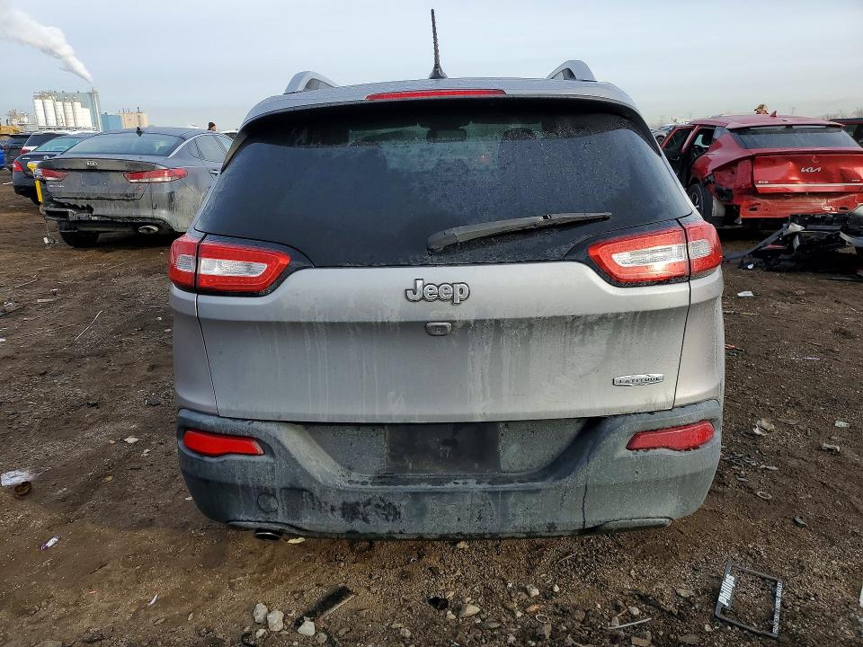 صورة رقم 6 من المزاد - 2015 JEEP CHEROKEE مع VIN 1C4PJLCB7FW643137