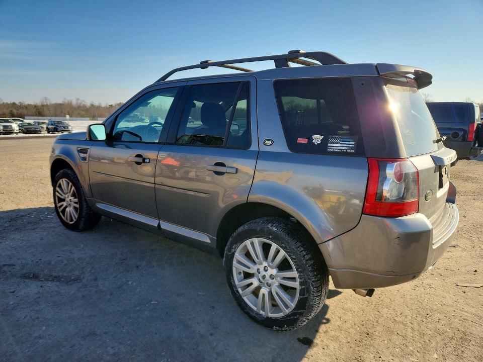 Photo 2 from auction – 2010 LAND ROVER LR2 HSE TE with VIN SALFT2BN6AH165259