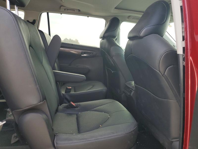 Photo 10 from auction – 2023 TOYOTA HIGHLANDER with VIN 5TDKDRAH0PS037434