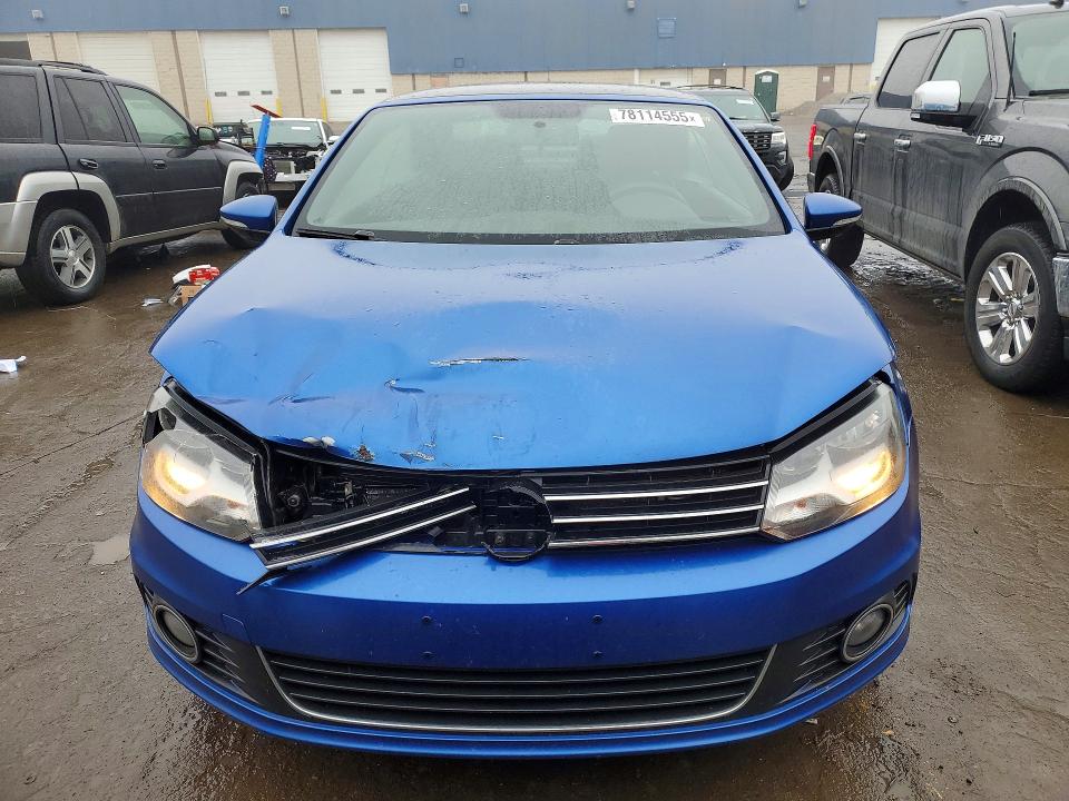 Photo 5 from auction – 2012 VOLKSWAGEN EOS with VIN WVWBW7AHXCV011440