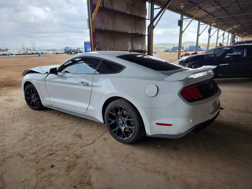 Photo 2 from auction – 2018 FORD MUSTANG with VIN 1FA6P8TH7J5138120