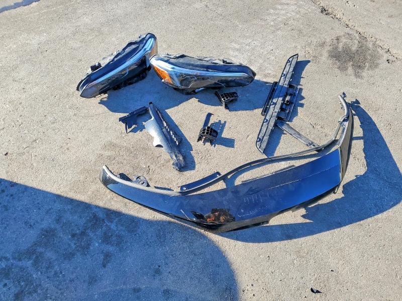 Photo 12 from auction – 2022 HONDA CIVIC with VIN 2HGFE2F55NH604545