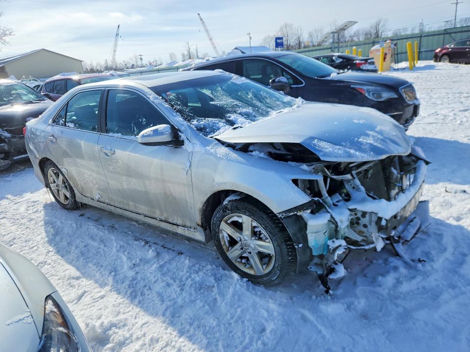 Photo 4 from auction – 2013 TOYOTA CAMRY with VIN 4T1BF1FK3DU648058
