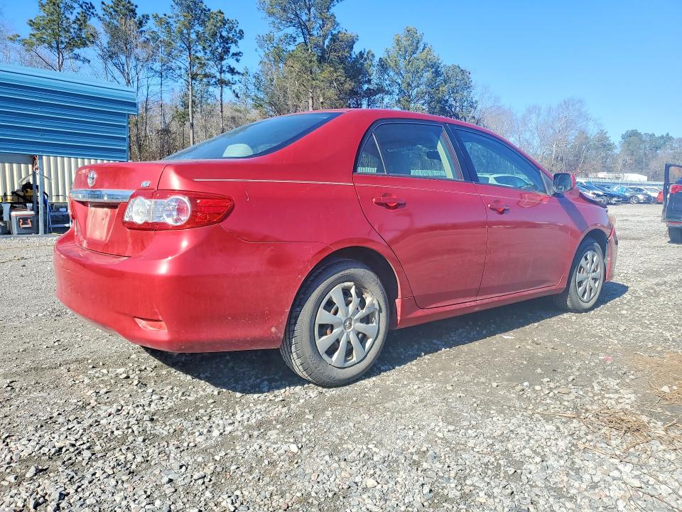 Photo 3 from auction – 2011 TOYOTA COROLLA with VIN JTDBU4EE2BJ092251