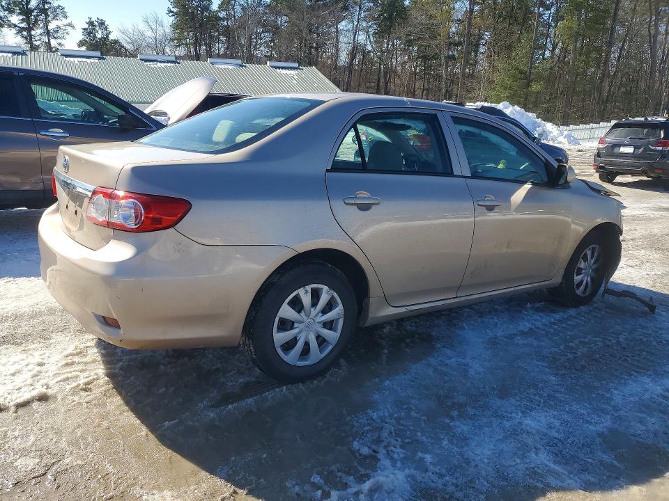 Photo 3 from auction – 2012 TOYOTA COROLLA with VIN 2T1BU4EE3CC896233
