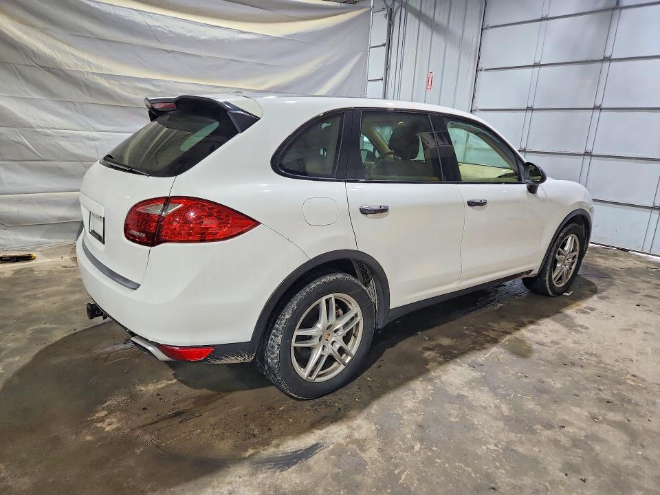 Photo 3 from auction – 2011 PORSCHE CAYENNE S with VIN WP1AB2A27BLA52221