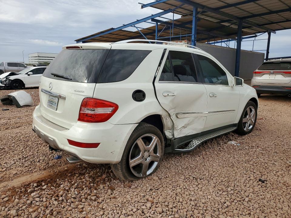 Photo 3 from auction – 2011 MERCEDES-BENZ ML 550 4MA with VIN 4JGBB7CB2BA699410