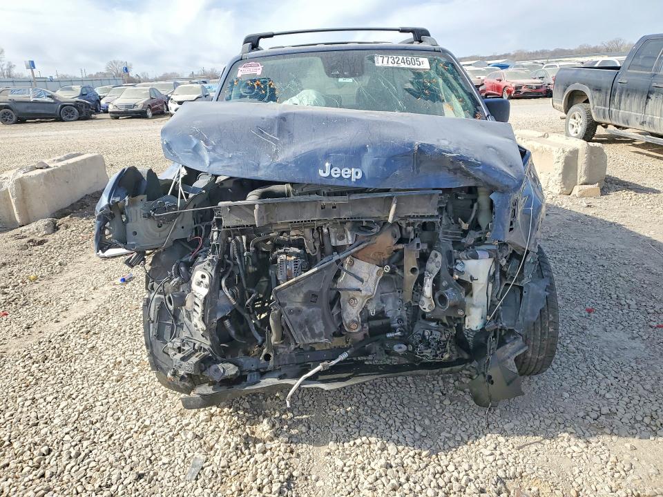 Photo 5 from auction – 2023 JEEP RENEGADE with VIN ZACNJDB1XPPP26076