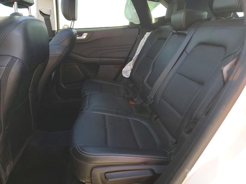 Photo 10 from auction – 2022 FORD ESCAPE with VIN 1FMCU9H63NUA11326