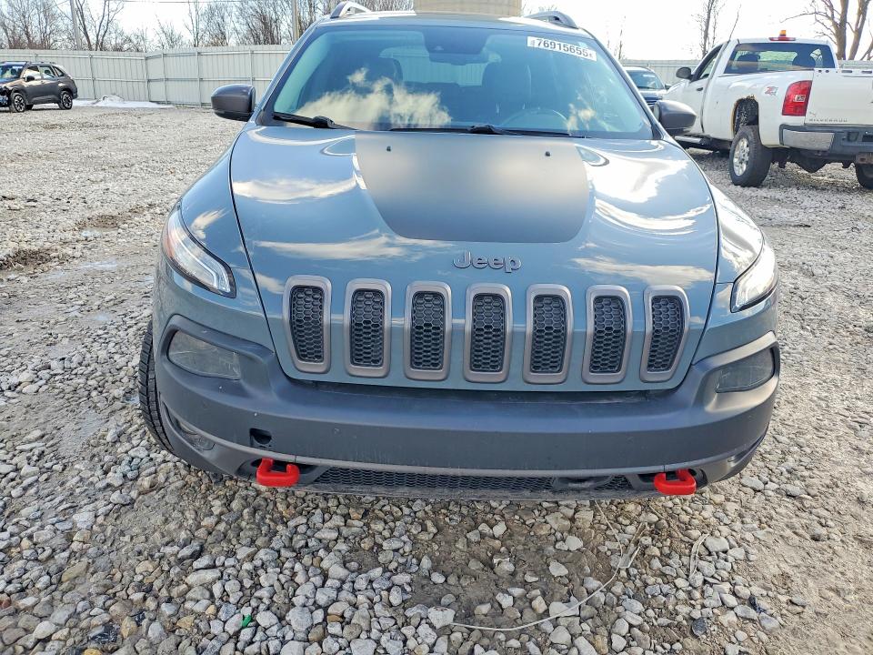 Photo 5 from auction – 2014 JEEP CHEROKEE T with VIN 1C4PJMBS2EW251088