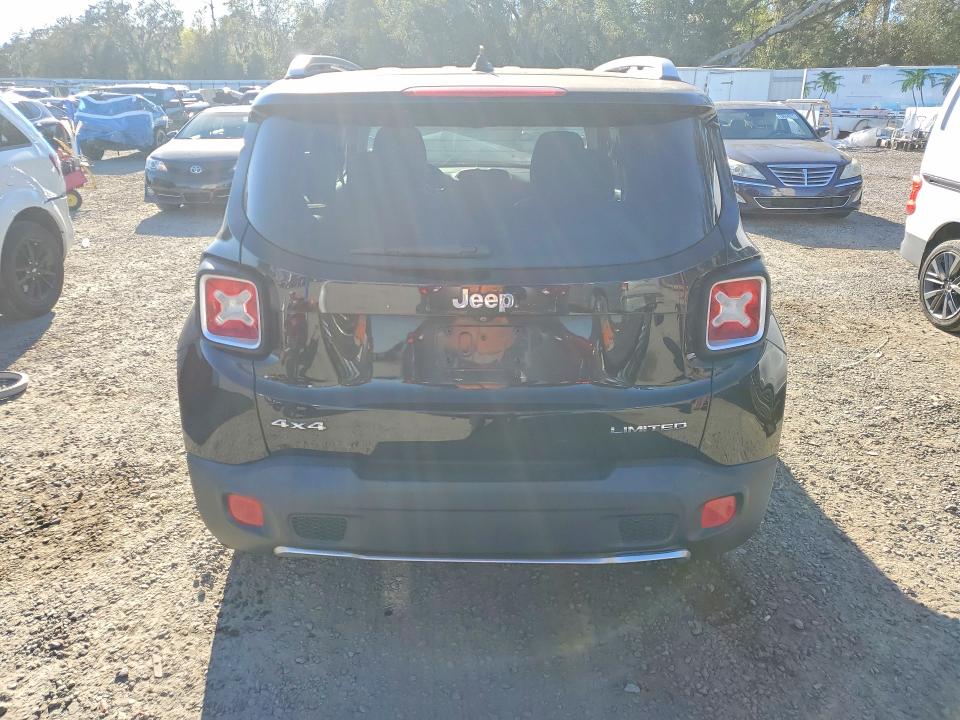 Photo 6 from auction – 2015 JEEP RENEGADE with VIN ZACCJBDT6FPB28871