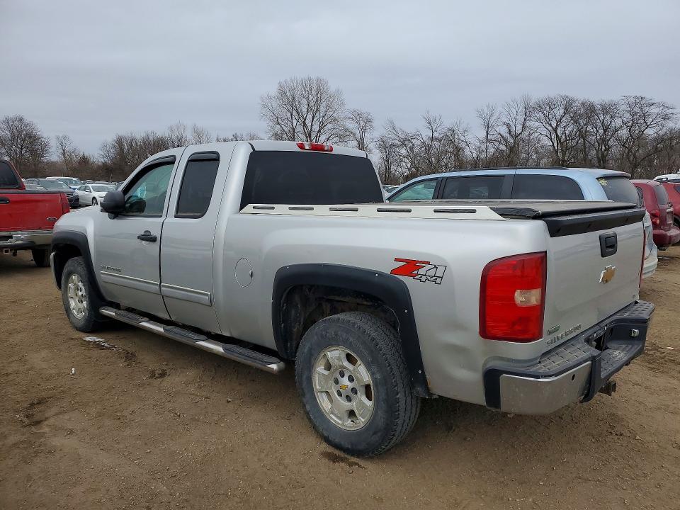Photo 2 from auction – 2011 CHEVROLET SILVERADO with VIN 1GCRKSE34BZ214424