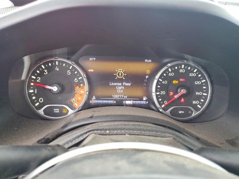Photo 9 from auction – 2017 JEEP RENEGADE with VIN ZACCJBCB0HPE74202