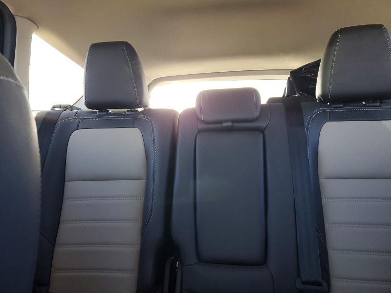 Photo 10 from auction – 2019 FORD ESCAPE SEL with VIN 1FMCU9HD2KUA46966