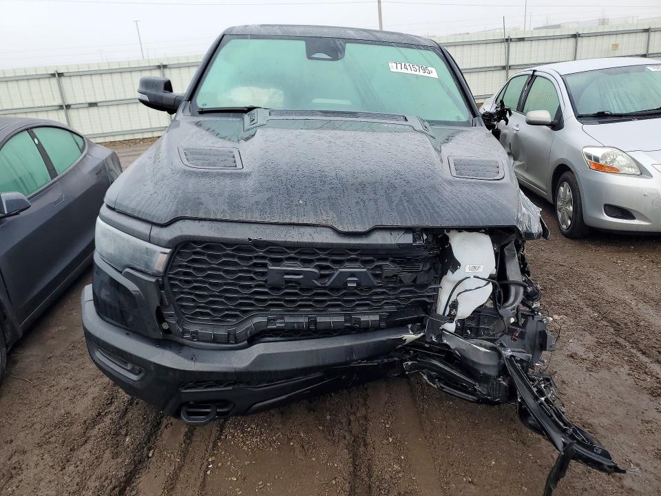 Foto 5 de la subasta – 2026 RAM 1500 con VIN 1C6SRFLP5TN152512