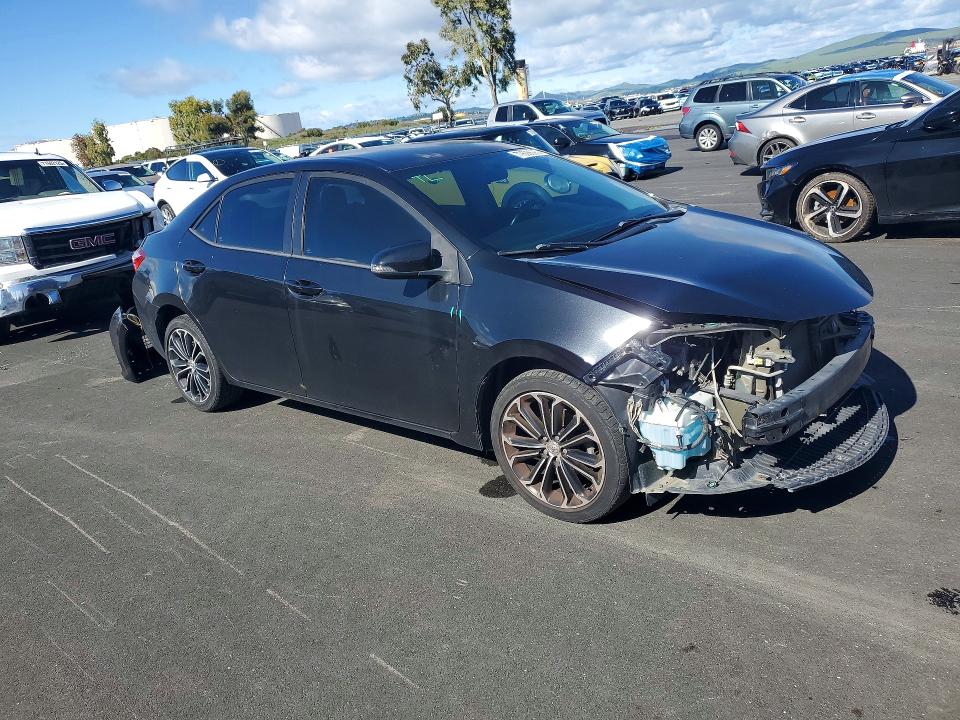 Photo 4 from auction – 2015 TOYOTA COROLLA with VIN 5YFBURHE2FP194482