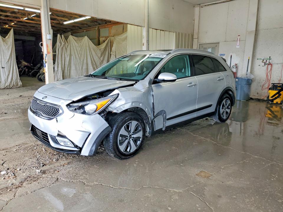 KIA NIRO EX 2017 with VIN KNDCC3LC2H5073123 - Photo from auction