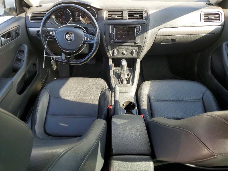 Photo 8 from auction – 2018 VOLKSWAGEN JETTA with VIN 3VWDB7AJ4JM226906