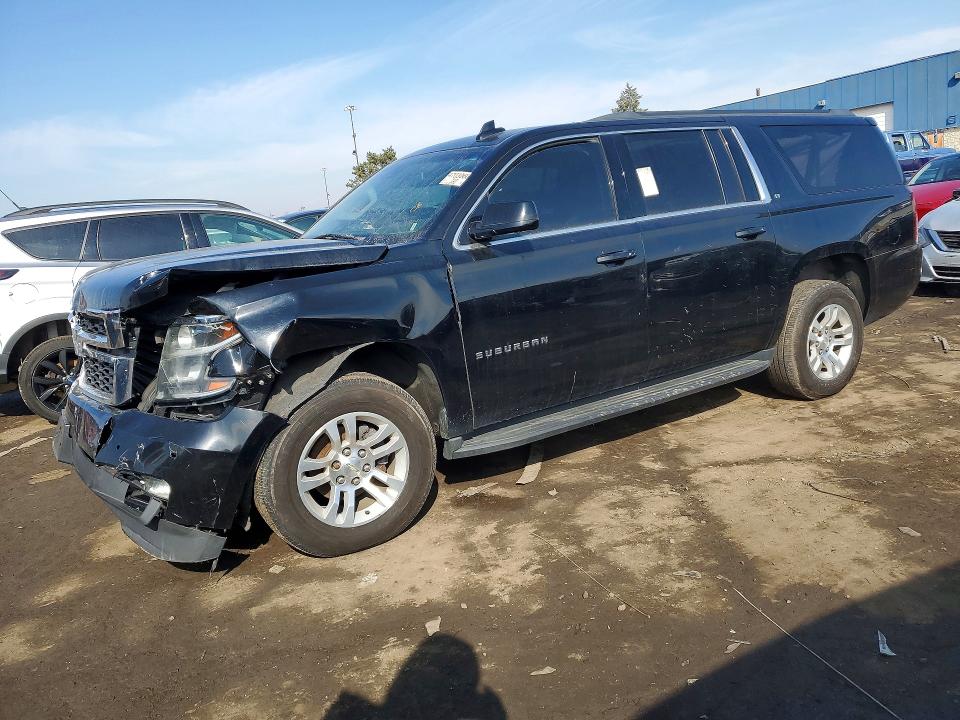 CHEVROLET SUBURBAN 2017 with VIN 1GNSKHKC6HR251967 - Photo from auction