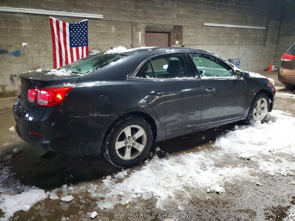 Photo 3 from auction – 2015 CHEVROLET MALIBU with VIN 1G11B5SL9FF292877