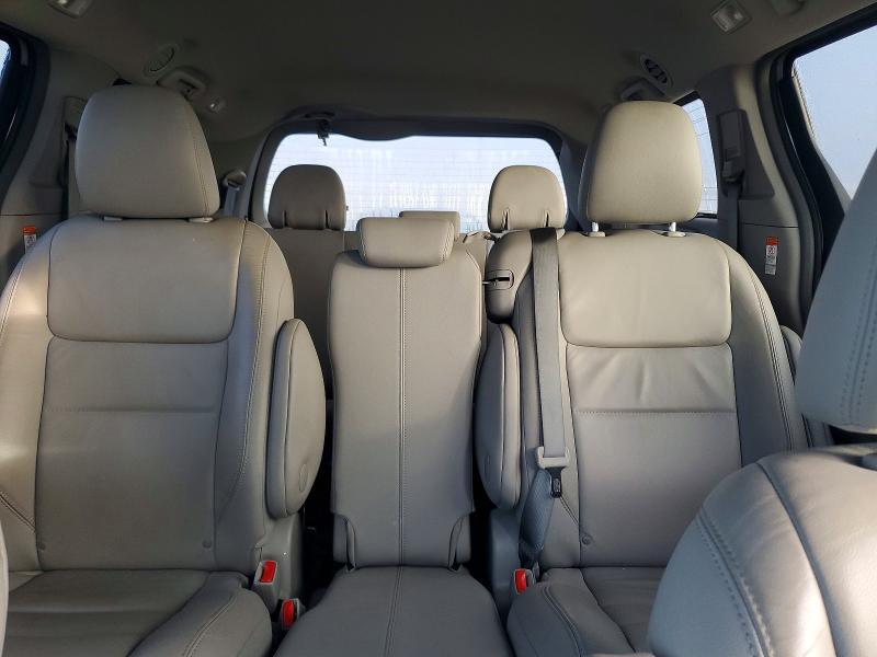 Photo 11 from auction – 2015 TOYOTA SIENNA with VIN 5TDYK3DC5FS686433