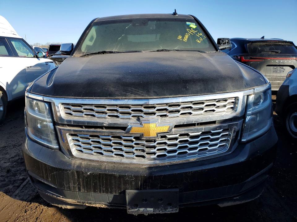 Photo 5 from auction – 2018 CHEVROLET SUBURBAN with VIN 1GNSCHKC6JR390578