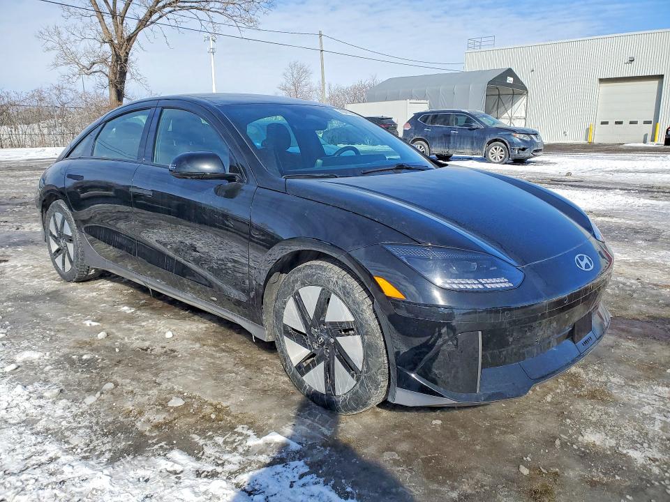 Photo 4 from auction – 2024 HYUNDAI IONIQ 6 with VIN KMHM34AA8RA065706