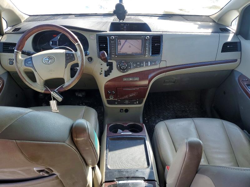 Photo 8 from auction – 2011 TOYOTA SIENNA XLE with VIN 5TDDK3DC3BS010085