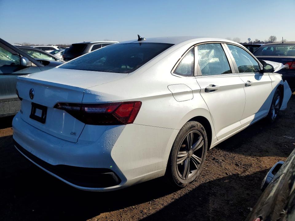 Photo 3 from auction – 2023 VOLKSWAGEN JETTA with VIN 3VWEM7BU7PM057691