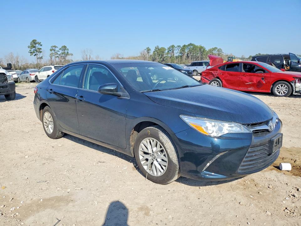 Photo 4 from auction – 2017 TOYOTA CAMRY with VIN 4T1BF1FK0HU672985