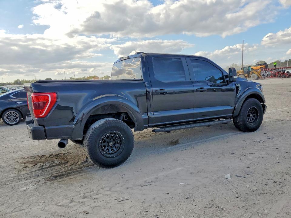 Photo 3 from auction – 2021 FORD F150 with VIN 1FTFW1E54MFC83637