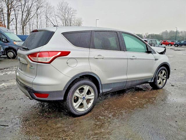 Photo 3 from auction – 2015 FORD ESCAPE SE with VIN 1FMCU0G99FUA63763