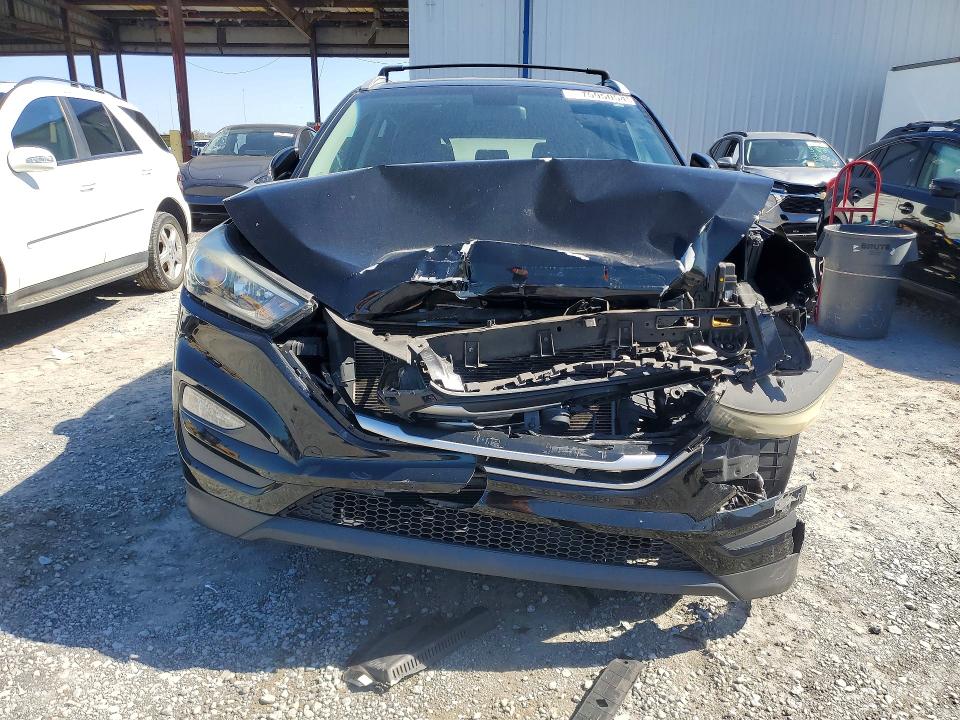 Photo 5 from auction – 2018 HYUNDAI TUCSON SEL with VIN KM8J33A44JU751025