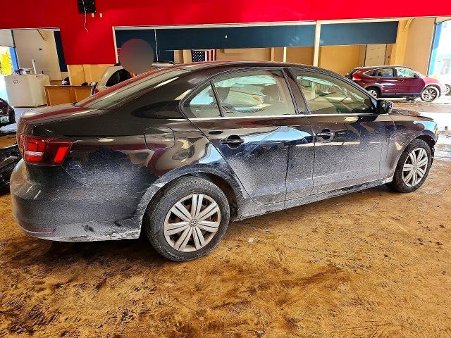 Photo 3 from auction – 2017 VOLKSWAGEN JETTA with VIN 3VW2B7AJ1HM262148