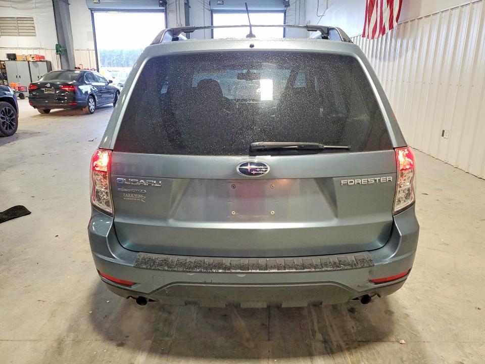 Photo 6 from auction – 2011 SUBARU FORESTER 2 with VIN JF2SHBDC4BH713829